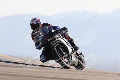 media/Jan-14-2024-SoCal Trackdays (Sun) [[2e55ec21a6]]/Turn 9 (210pm)/